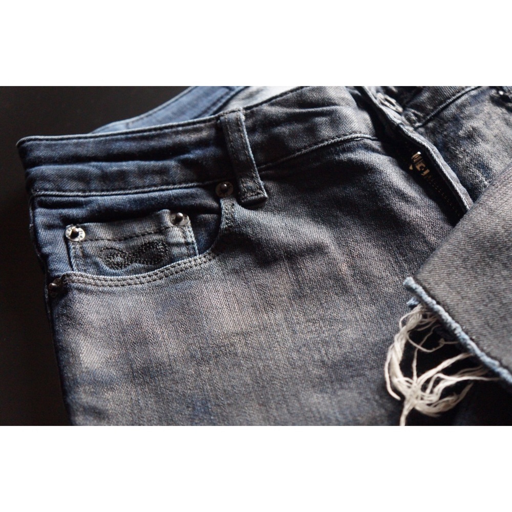 Special color Jeans looks like leather
